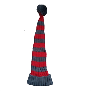 Nissehue i stribet grå og rød - blød strikket model 